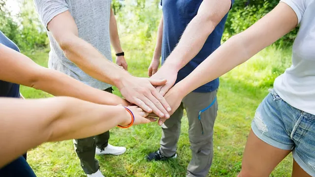 Enhancing Teamwork Skills With Team Building Activities