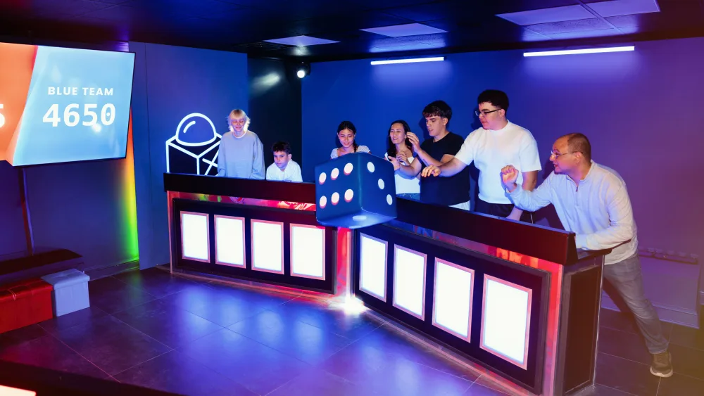 A host running the live Game Show at Bond's Fairfax